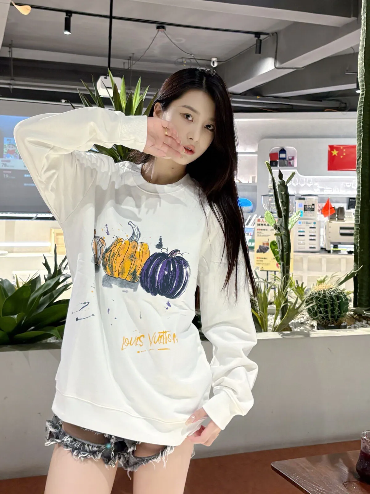 Louis Vuitton/Louis Vuitton 24FW graffiti hand-painted pumpkin round neck sweatshirt